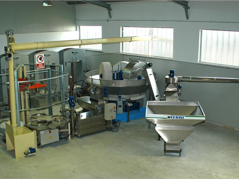 Impianti tradizionali - MACCHINE OLEARIE FERRI srl